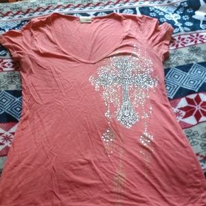 Day trip brand cross t-shirt